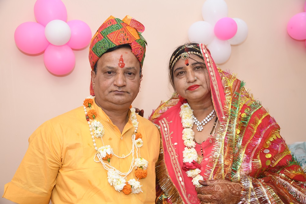 Photo: Mr. Narendra Kumar Verma with wife Mrs. Manju Verma